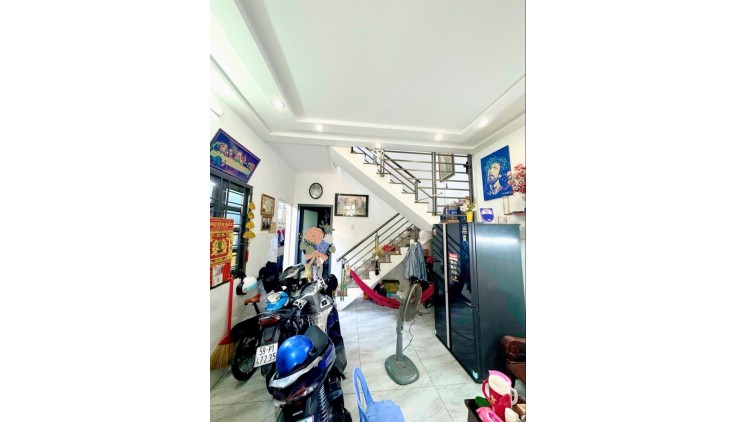 HẺM 6M THÔNG - NGAY KHU GÒ XOÀI - GIÁP TÂN PHÚ - NHÀ 2 TẦNG - 40M2  - SỔ ĐẸP HOÀN CÔNG ĐỦ - GIÁ CHỈ HƠN 3 TỶ
